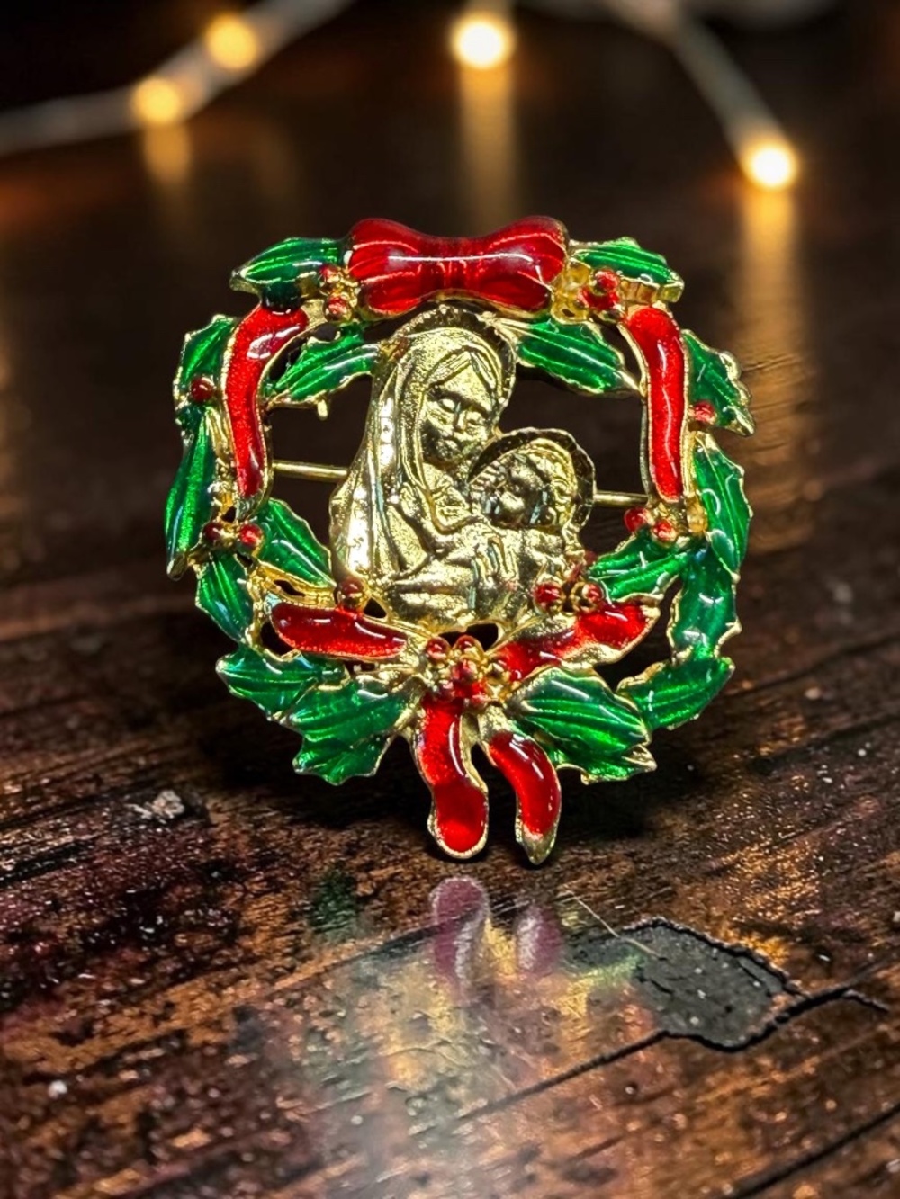 Vintage Christmas Holiday Costume Enamled Mother Mary & Jesus Pin/Brooch